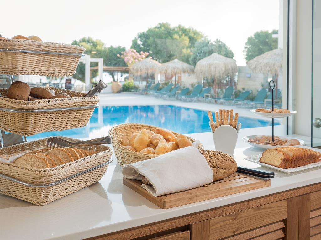 Alexia Beach Hotel Ajía Marína Kültér fotó